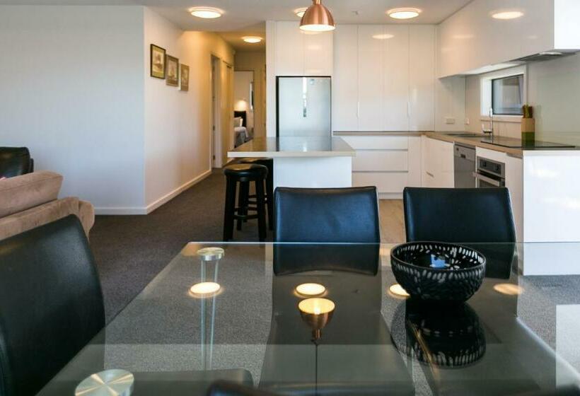 Riverwalk Apartments