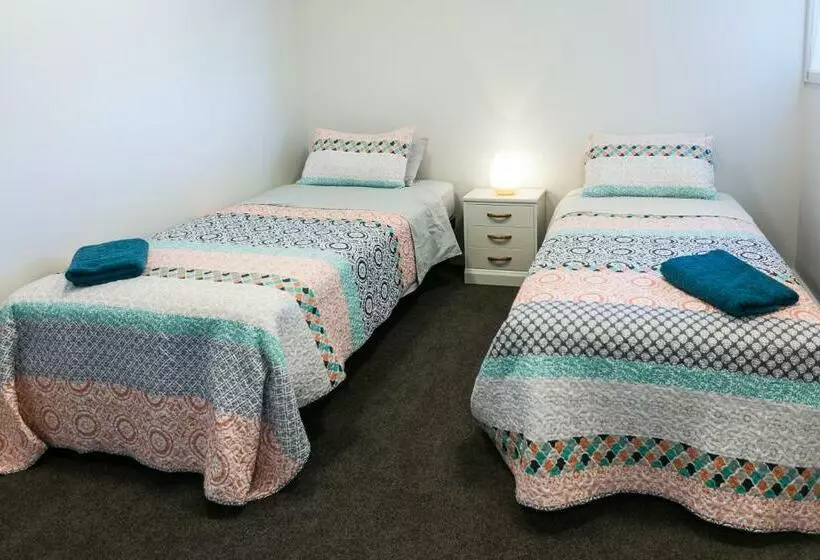 Riverwalk Apartments