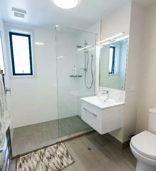 Riverwalk Apartments