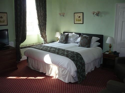 Ash House Country Hotel