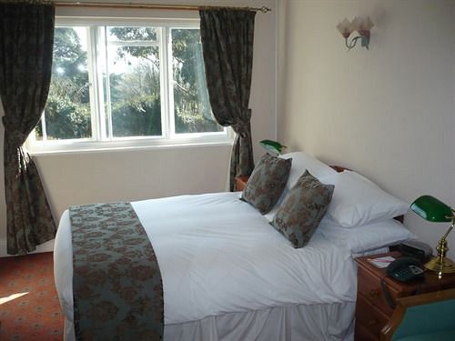 Ash House Country Hotel