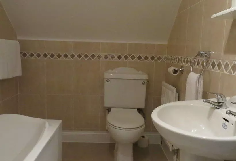 Hotelli Ambassador Court