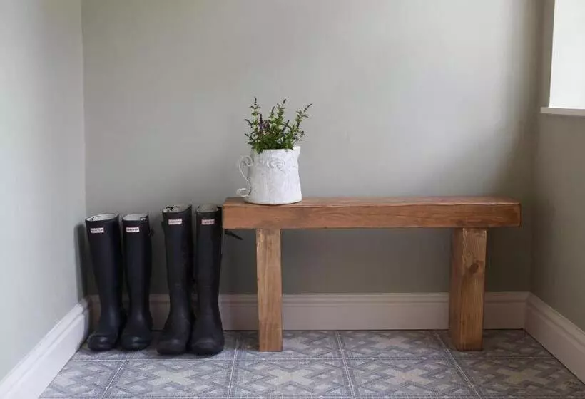 Отель Badgers Mount