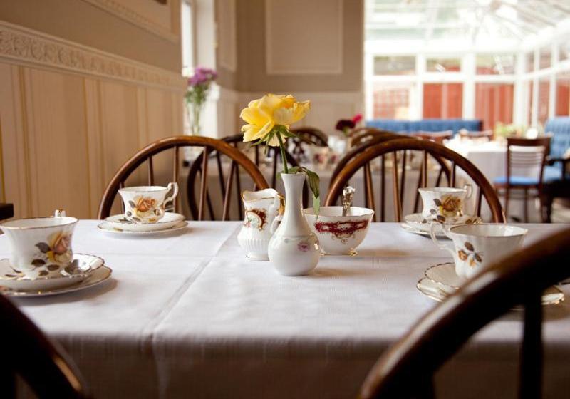 בית מלון כפרי Barton Villa