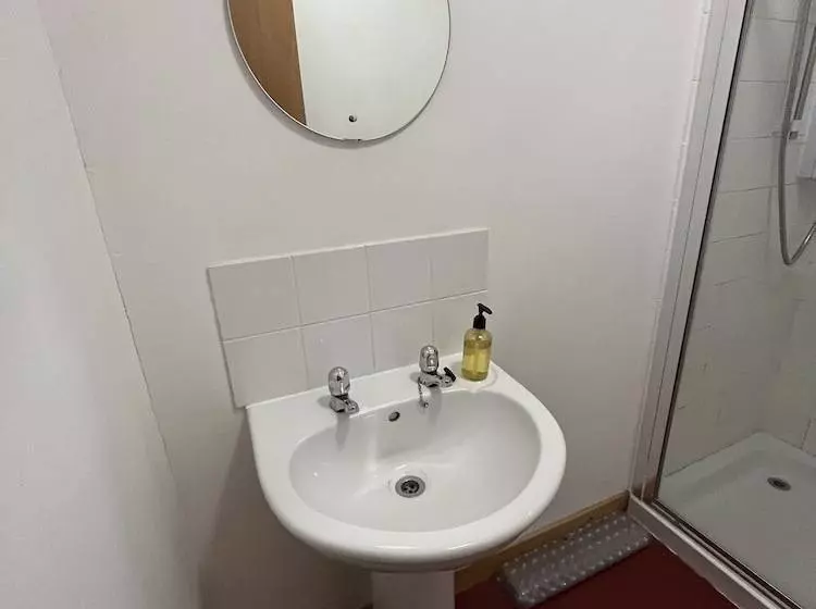 فندق Columba House