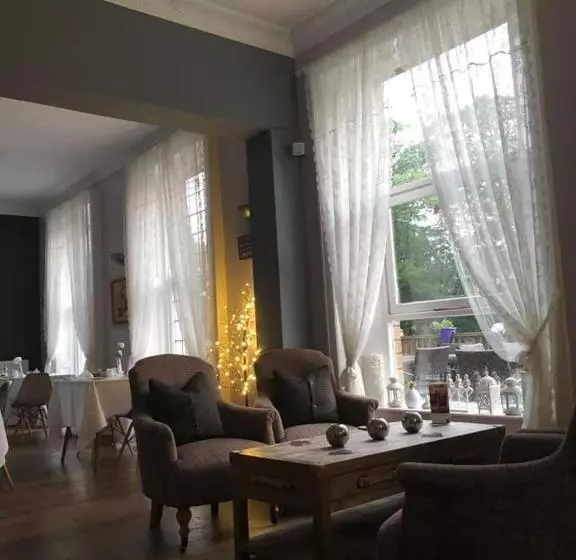 ホテル Gomersal Lodge