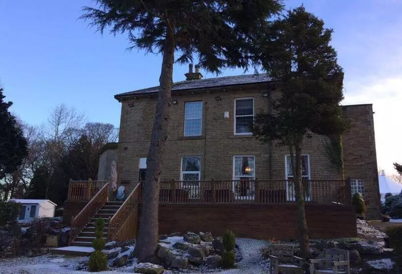 ホテル Gomersal Lodge