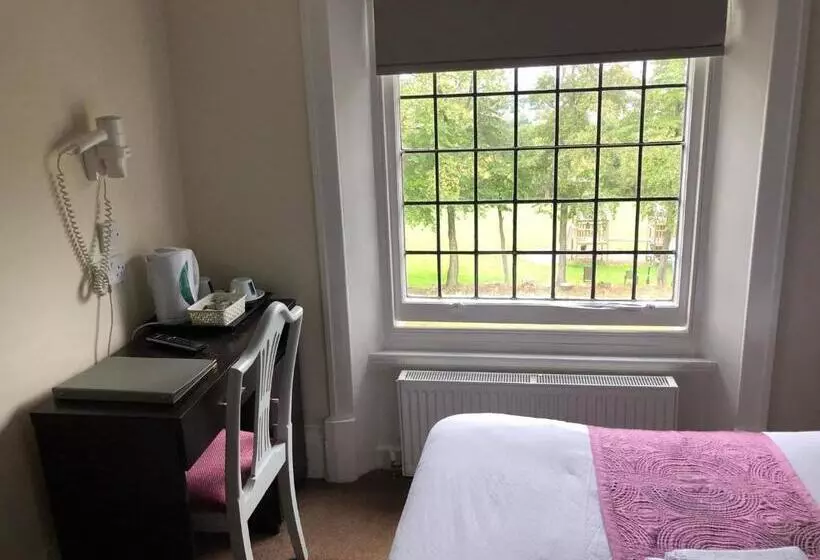 ホテル Gomersal Lodge