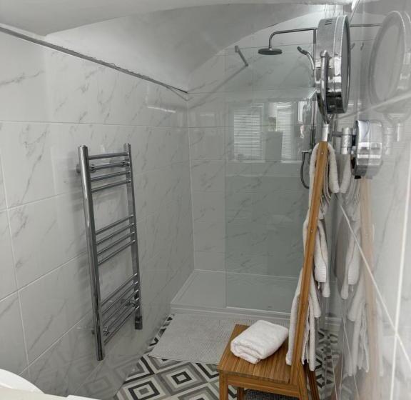 ホテル Jewells Guest Accommodation