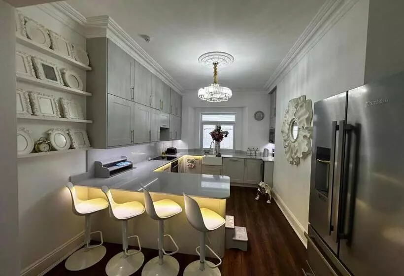 בית מלון כפרי Jewells Guest Accommodation