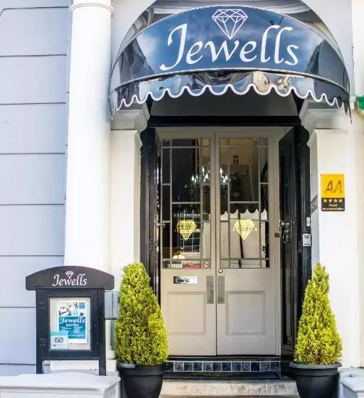 בית מלון כפרי Jewells Guest Accommodation