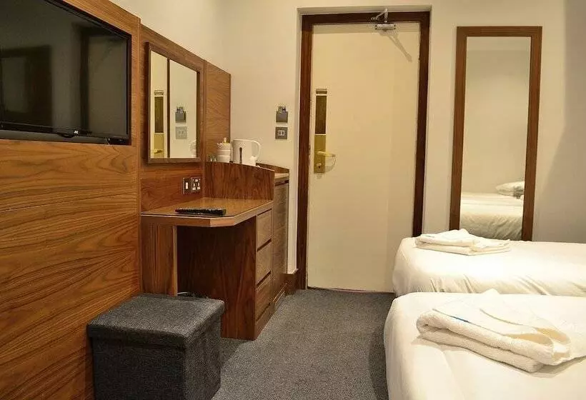 فندق Leisure Inn