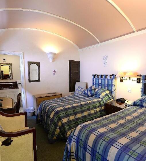 فندق Meryan House