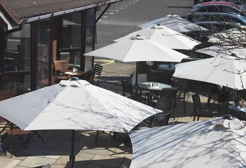 ホテル Rufford Arms