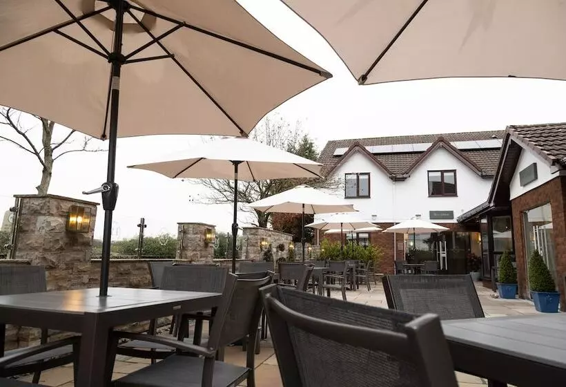 ホテル Rufford Arms