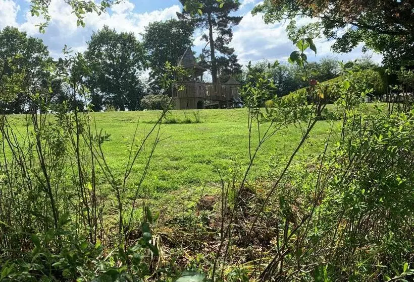 Отель Scarborough Hill Country Inn