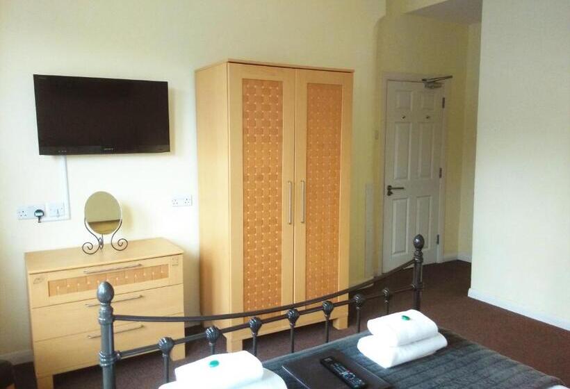 هتل Seafield House