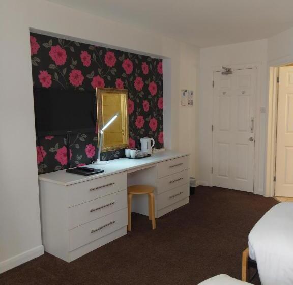 هتل Seafield House