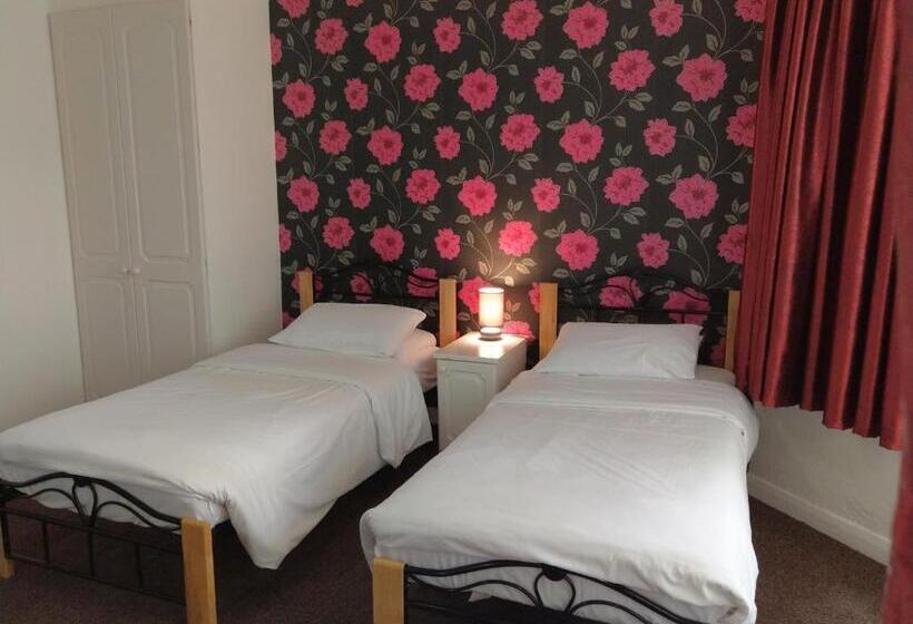 هتل Seafield House