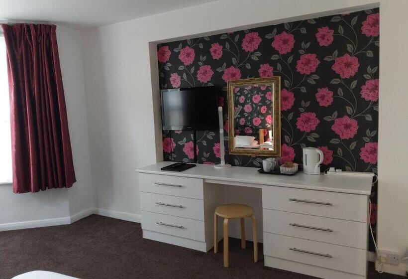 هتل Seafield House