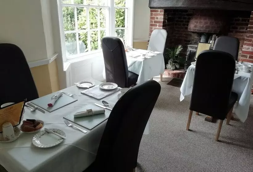 בית מלון כפרי The Beaumont