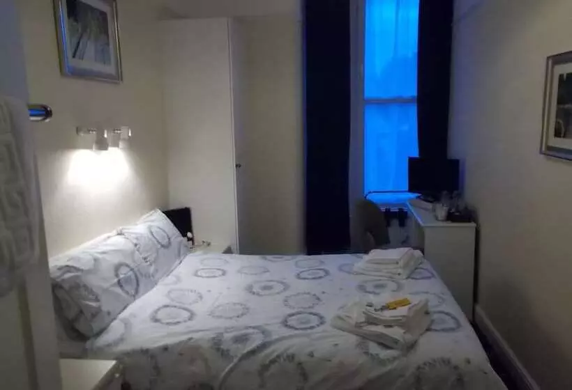 בית מלון כפרי The Beaumont