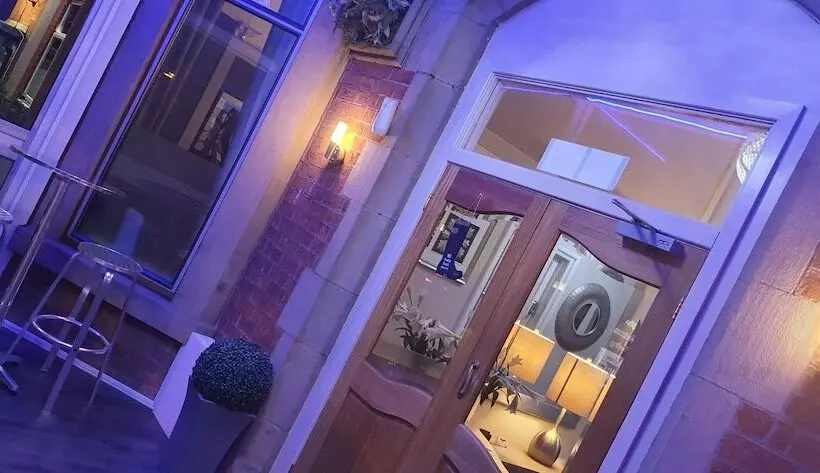 Hotel The Claremont Preston