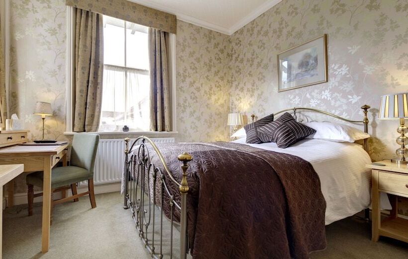 호텔 The Edwardene