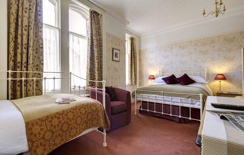 호텔 The Edwardene