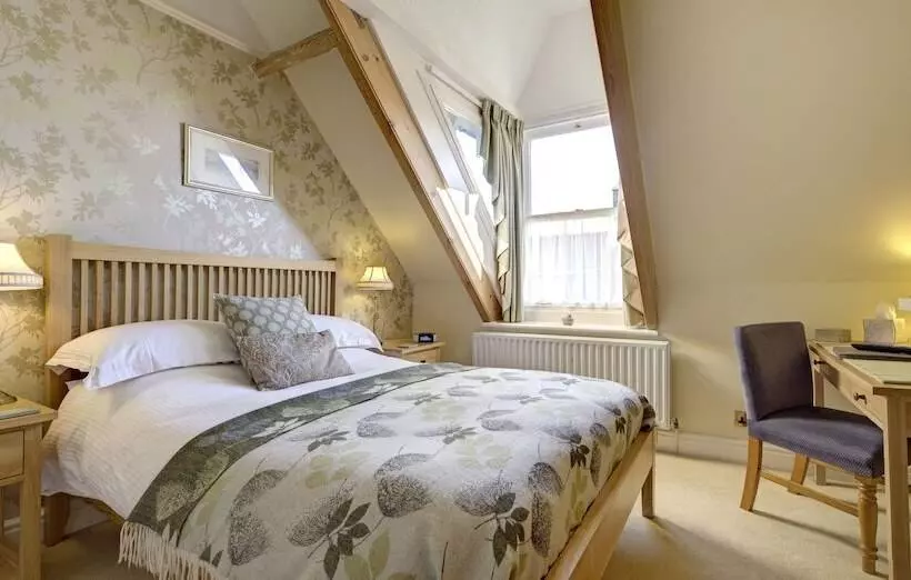 ホテル The Edwardene