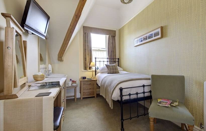 호텔 The Edwardene