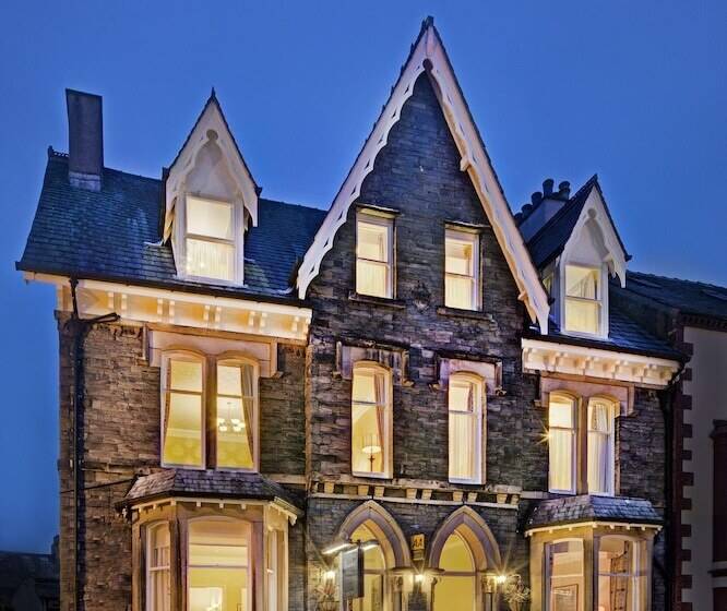 호텔 The Edwardene