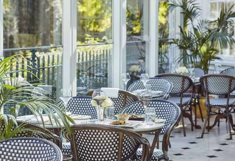 ホテル The Montague On The Gardens