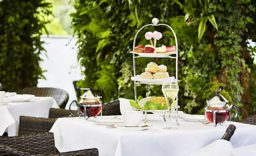 ホテル The Montague On The Gardens