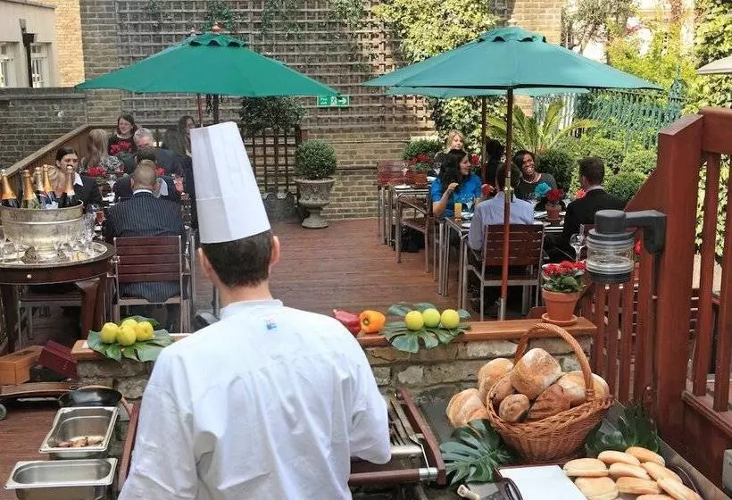 ホテル The Montague On The Gardens