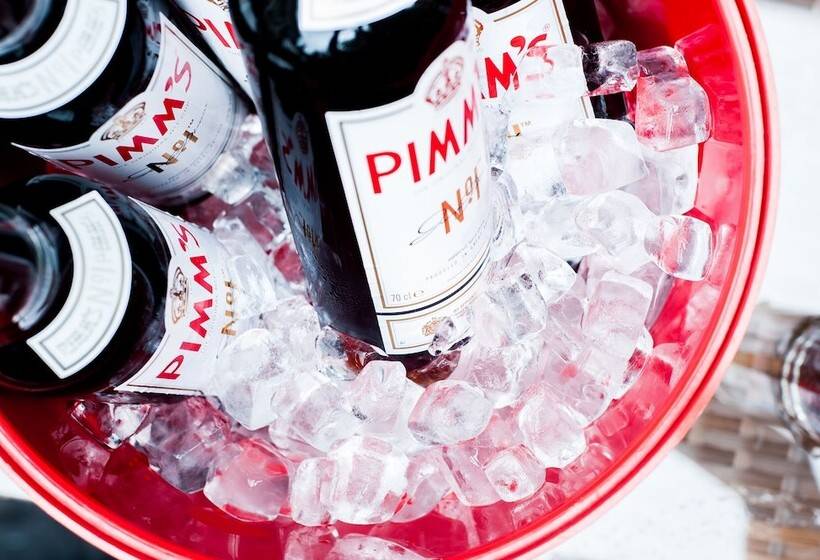 בית מלון כפרי The Montague On The Gardens