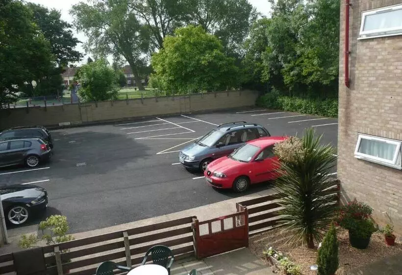 Newark Hotel Peterborough