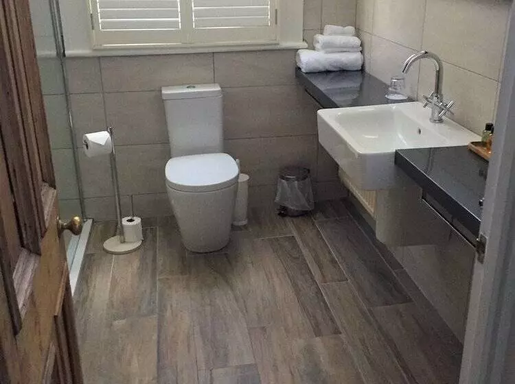 Отель The Old Railway Station