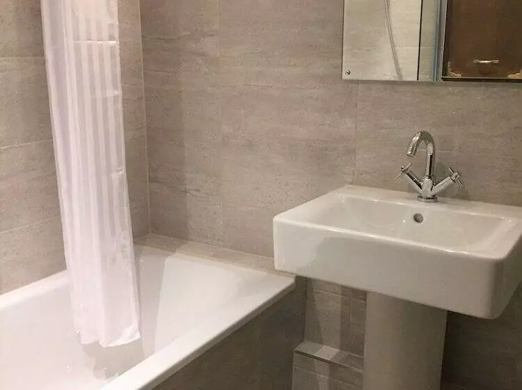 Отель The Old Railway Station