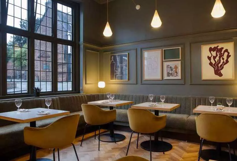 The Samuel Ryder Hotel St Albans, Tapestry Collection Hilton