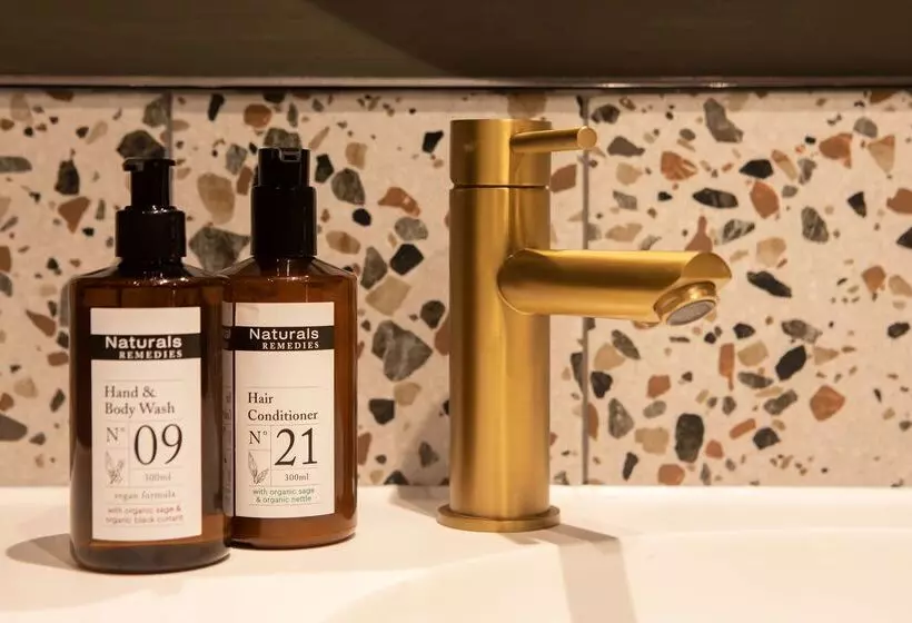 The Samuel Ryder Hotel St Albans, Tapestry Collection Hilton