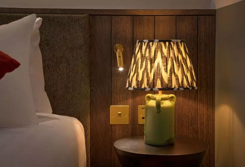 The Samuel Ryder Hotel St Albans, Tapestry Collection Hilton