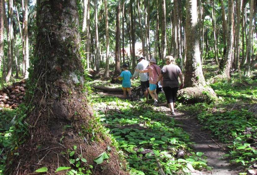 Отель Fatboys Resort