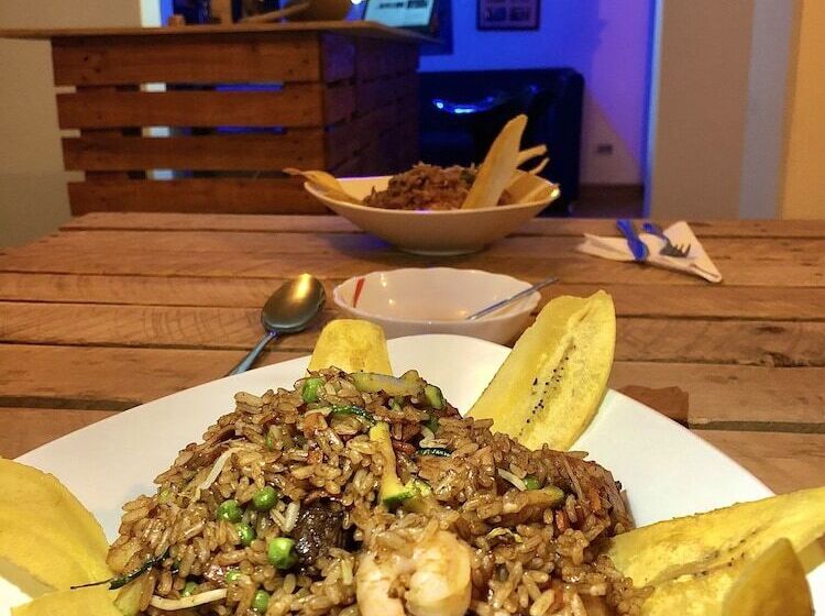 Green Door Boutique   Hostel