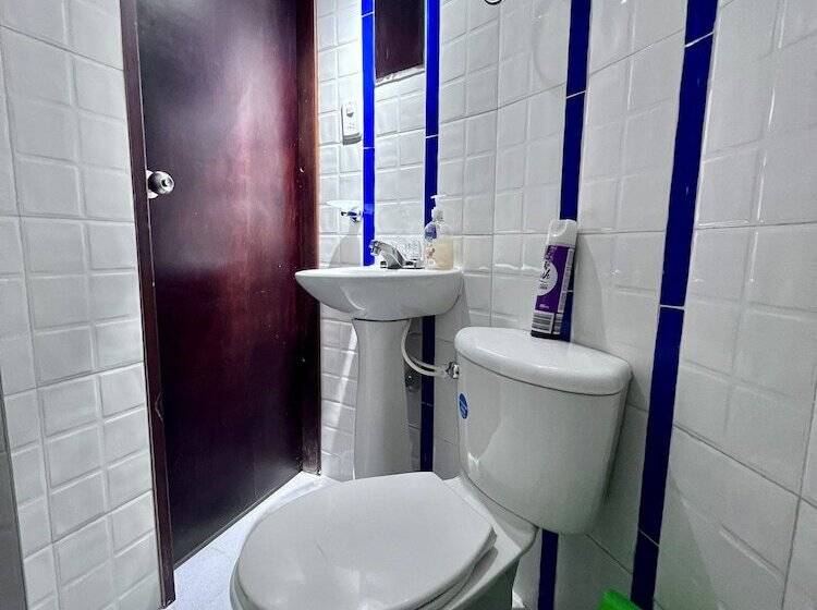 Green Door Boutique   Hostel