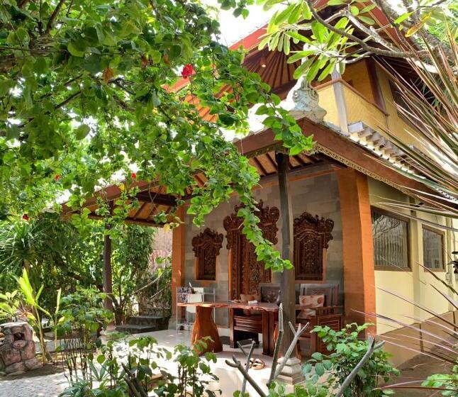 酒店 Ketut Losmen Bungalows Lembongan
