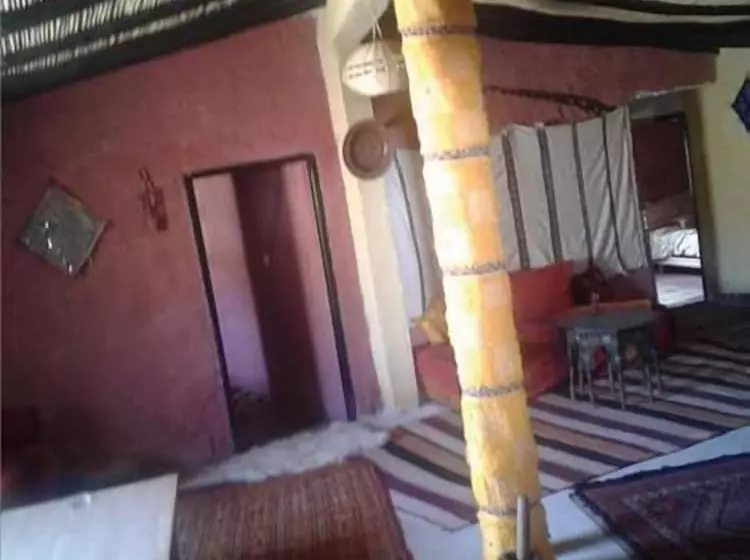 پانسیون Gîte Forest Tagroumte