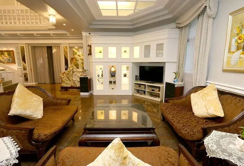 Xiaojiu House B&b