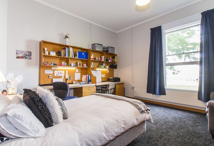 הוסטל Campus Summer Stays  Massey Manawatu