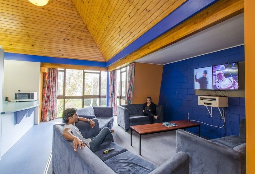 הוסטל Campus Summer Stays  Massey Manawatu